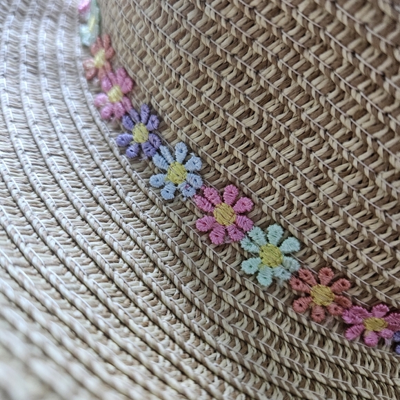 Cat And Jack Straw Floral Embroidered Sun Hat 12-24 Months NWT - Picture 3 of 7